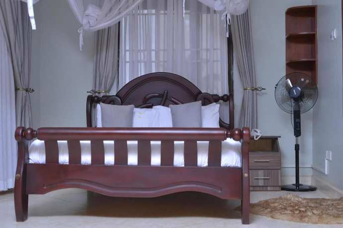 Imagen de la habitación del Hotel Keba Xpress. Foto 15