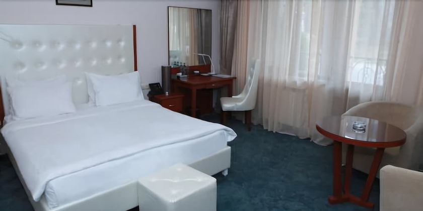Imagen de la habitación del Hotel Kecharis and Resort. Foto 18