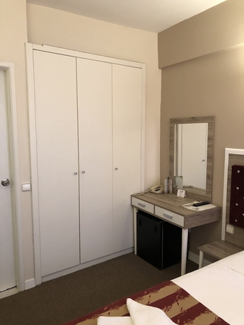 Imagen de la habitación del Hotel Kecik. Foto 11