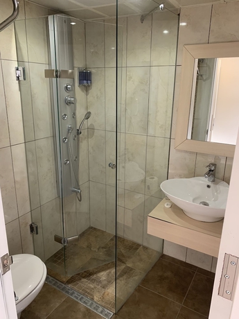 Imagen de la habitación del Hotel Kecik. Foto 13