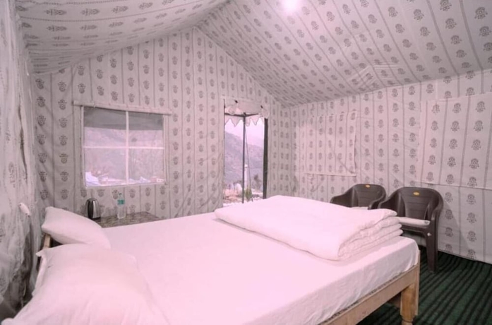Imagen de la habitación del Hotel Kedarnath Eco Resort. Foto 5