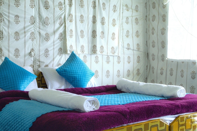 Imagen de la habitación del Hotel Kedarnath Eco Resort. Foto 13
