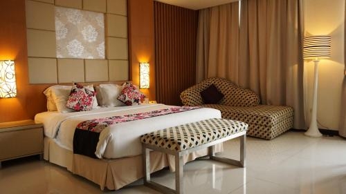 Imagen de la habitación del Hotel Kedaton, Bandung. Foto 8