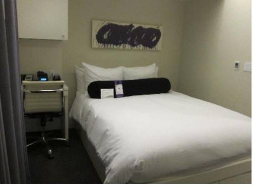 Imagen de la habitación del Hotel Keen. Foto 13