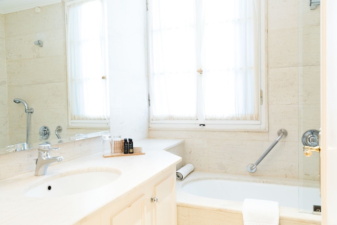 Imagen de la habitación del Hotel Kefalari Suites. Foto 15