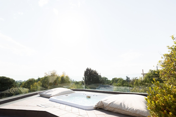 Imagen de la piscina del Hotel Kefalari Suites. Foto 18