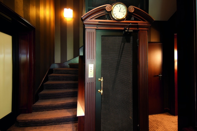 Imagen de los interiores del Hotel Kefalari Suites. Foto 17