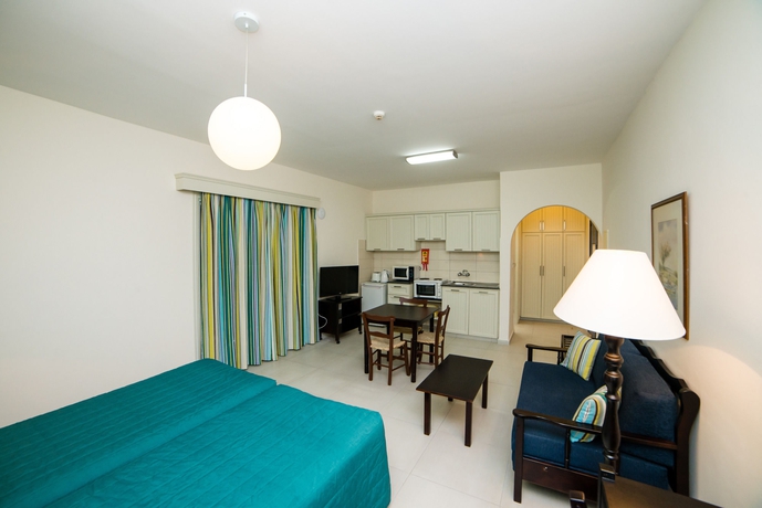 Imagen de la habitación del Hotel Kefalos Beach Tourist Village. Foto 10