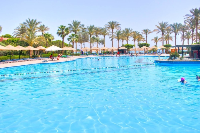 Imagen de la piscina del Hotel Kefi Palmera Beach Resort El Sokhna - Family Only. Foto 19