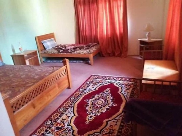 Imagen de la habitación del Hotel Kehkashan. Foto 7