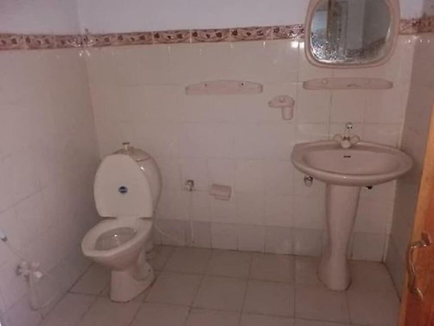 Imagen general del Hotel Kehkashan. Foto 1