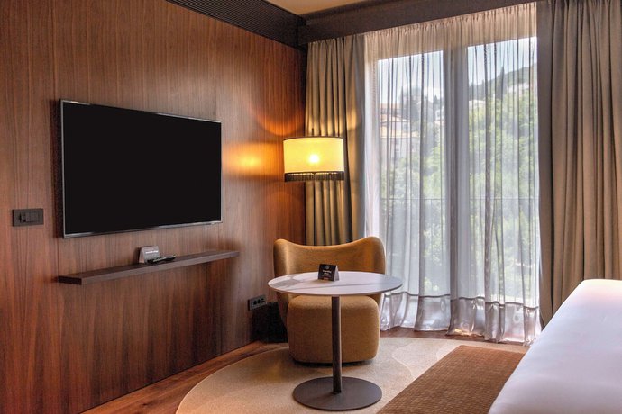 Imagen de la habitación del Hotel Keight Opatija, Curio Collection By Hilton. Foto 4