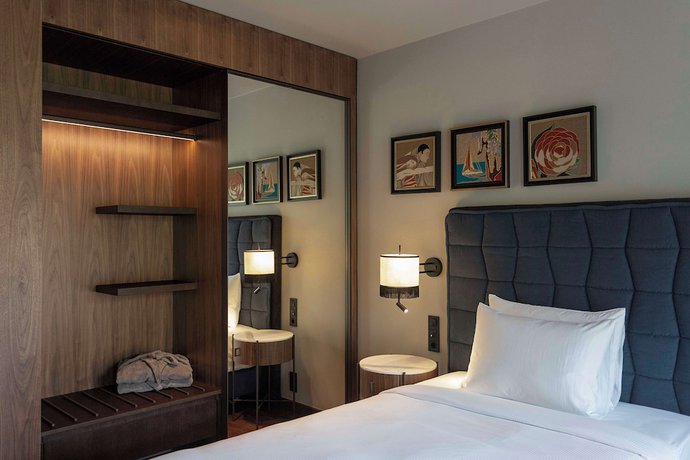 Imagen de la habitación del Hotel Keight Opatija, Curio Collection By Hilton. Foto 9
