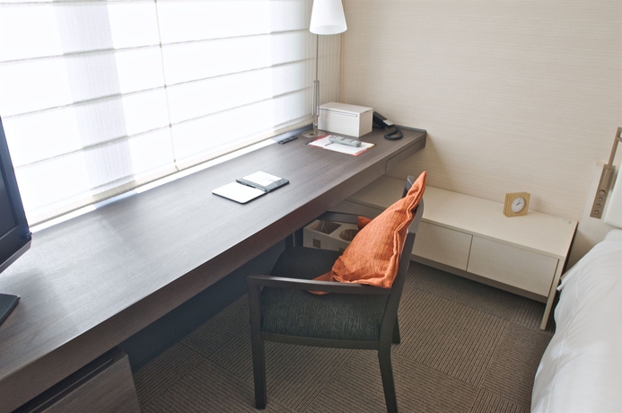 Imagen de la habitación del Hotel Keihan Tokyo Yotsuya. Foto 10