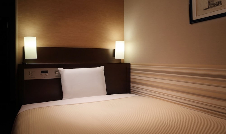 Imagen de la habitación del Hotel Keio Presso Inn Kanda. Foto 7