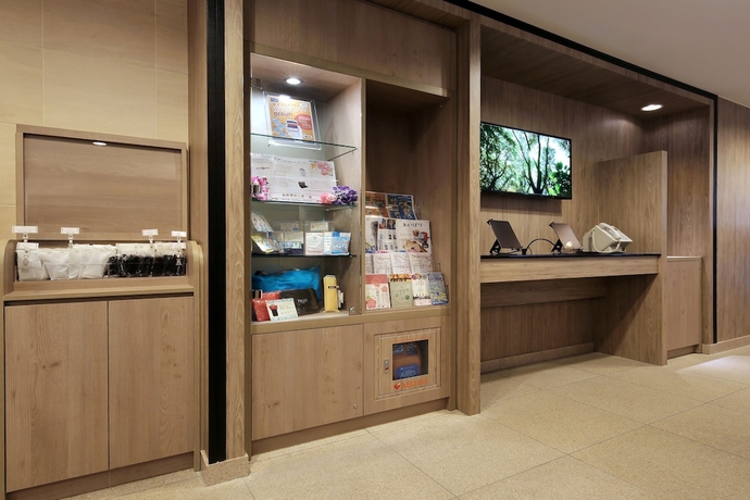 Imagen de los interiores del Hotel Keio Presso Inn Kudanshita. Foto 17