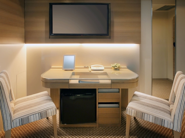 Imagen de la habitación del Hotel Keio Presso Inn Otemachi. Foto 8