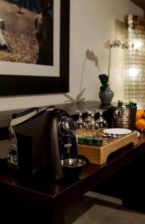 Imagen de los interiores del Hotel Kejora Suites - Chse Certified. Foto 12