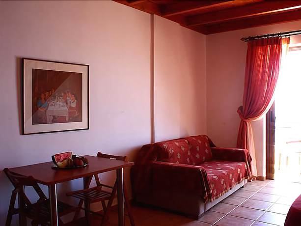 Imagen de la habitación del Hotel Kekrifalia. Foto 11