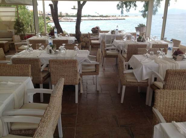 Imagen del bar/restaurante del Hotel Kekrifalia. Foto 7