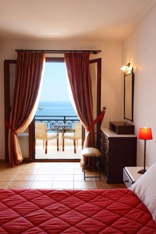 Imagen de la habitación del Hotel Kekrifalia. Foto 15