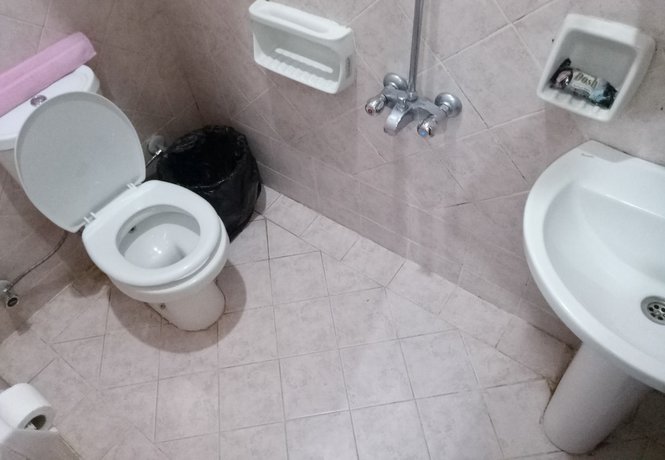 Imagen de la habitación del Hotel Kelany. Foto 13