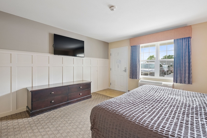 Imagen de la habitación del Hotel Kelleys Island Venture Resort. Foto 11