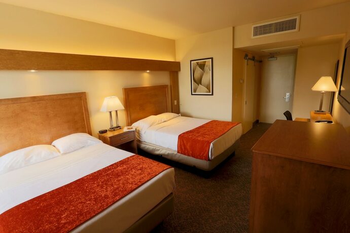 Imagen general del Hotel Kellogg West Conference Center And. Foto 13