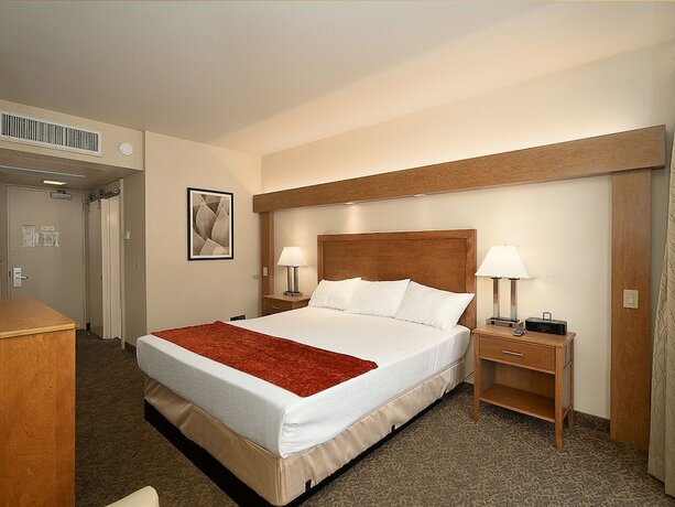 Imagen de la habitación del Hotel Kellogg West Conference Center And. Foto 18