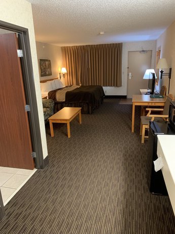 Imagen de la habitación del Hotel Kelly Inn And Suites Mitchell South Dakota. Foto 10