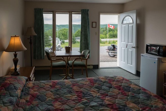 Imagen de la habitación del Hotel Kelly\'s View Motel. Foto 16