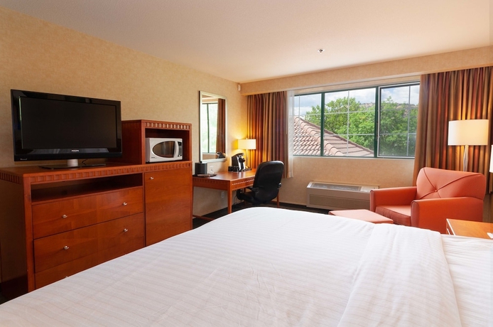 Imagen de la habitación del Hotel Kelowna and Conference Centre. Foto 6