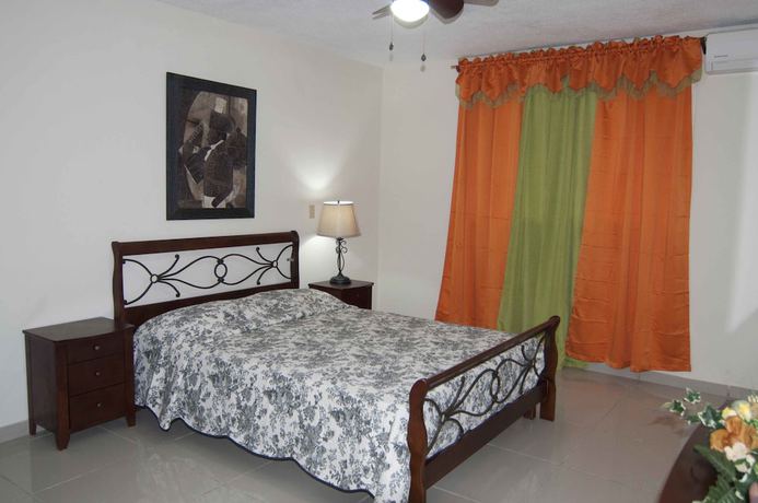 Imagen de la habitación del Hotel Kemael. Foto 8