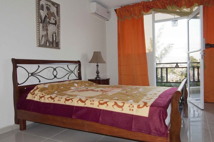 Imagen de la habitación del Hotel Kemael. Foto 10