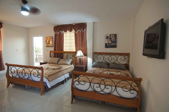 Imagen de la habitación del Hotel Kemael. Foto 15