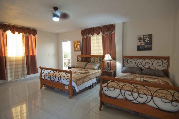 Imagen de la habitación del Hotel Kemael. Foto 16