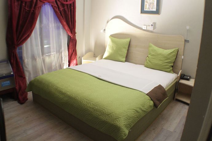 Imagen de la habitación del Hotel Kemal. Foto 3