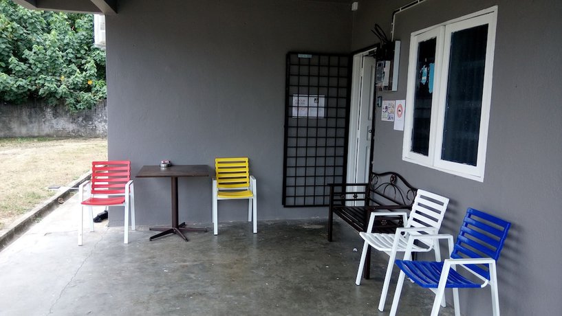 Imagen de los exteriores del Hotel Kemaman Lodge and Cafe - Hostel. Foto 15