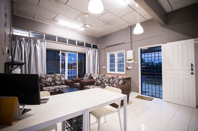 Imagen general del Hotel Kemaman Lodge and Cafe - Hostel. Foto 1