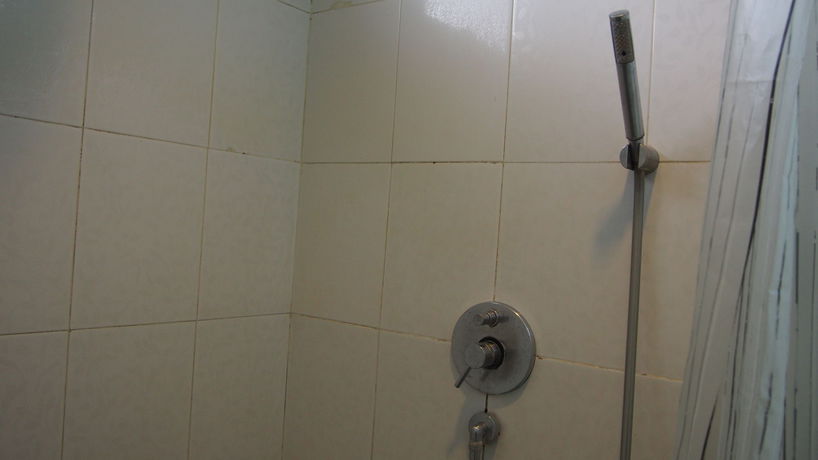 Imagen de la habitación del Hotel Kemang Inn. Foto 8