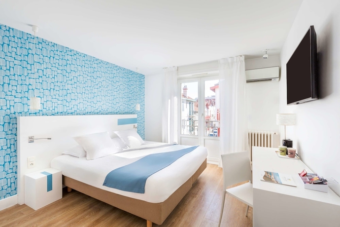 Imagen de la habitación del Hotel Kemaris. Foto 15