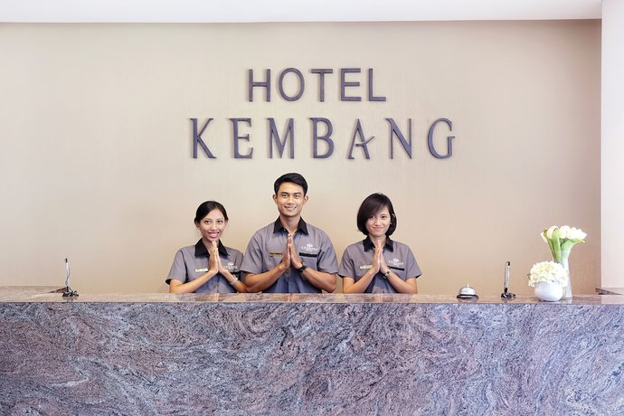 Imagen de los interiores del Hotel Kembang, Bandung. Foto 15