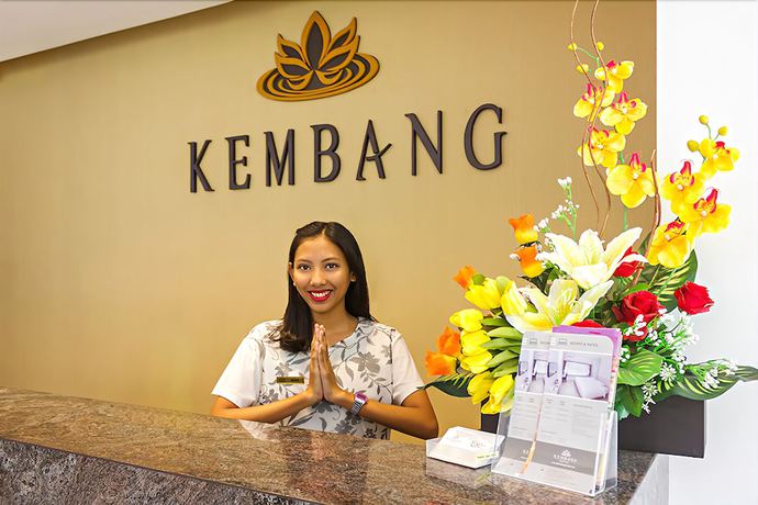 Imagen de los interiores del Hotel Kembang, Bandung. Foto 16