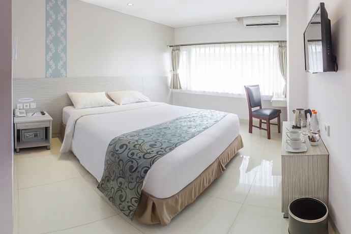 Imagen de la habitación del Hotel Kembang, Bandung. Foto 12