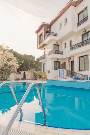 Imagen de la piscina del Hotel Kemerli Konak Boutique. Foto 20