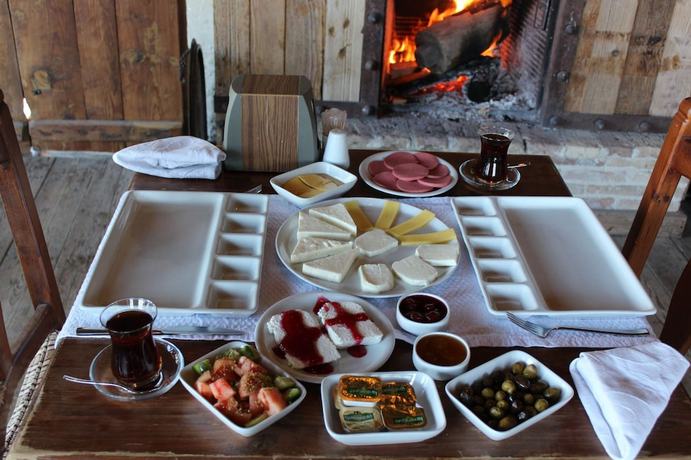 Imagen del bar/restaurante del Hotel Kemerli Konak Boutique. Foto 2