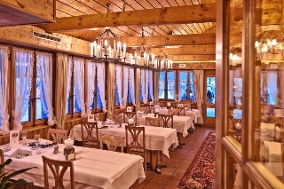 Imagen del bar/restaurante del Hotel Kemmeribodenbad Swiss Quality. Foto 2