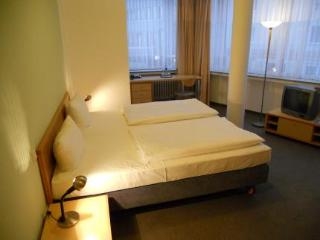 Imagen general del Hotel Kempe Komfort D&uuml;sseldorf. Foto 9