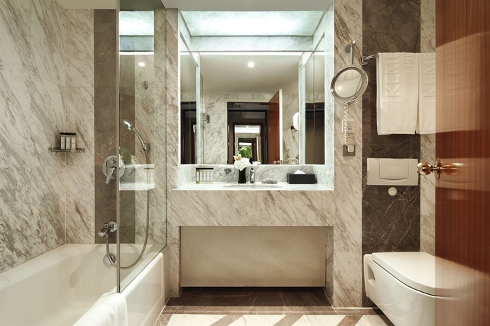 Imagen de la habitación del Hotel Kempinski Beijing Yansha Center. Foto 9