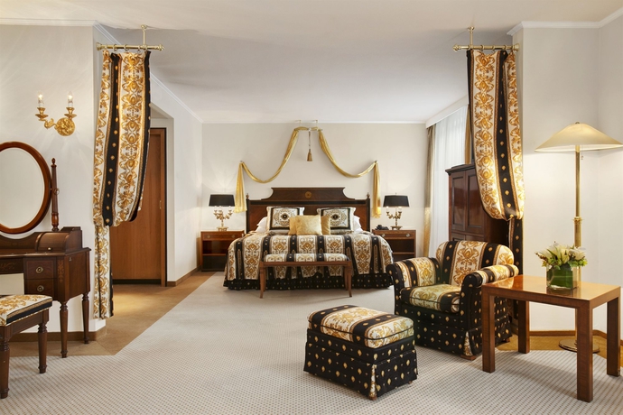 Imagen de la habitación del Hotel Kempinski Corvinus Budapest. Foto 3